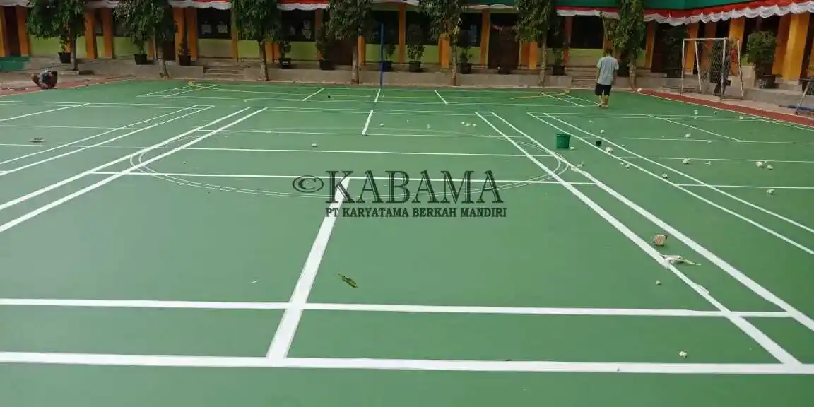 Dokumentasi proyek cat lapangan olahraga